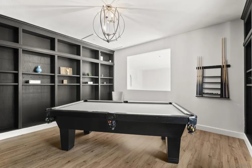1696 Gil Way Vista, CA 92084
