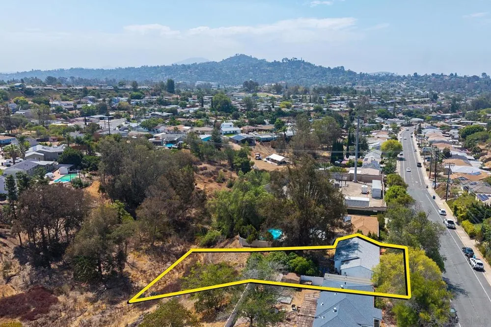 161 GARFIELD AVE El Cajon, CA 92020