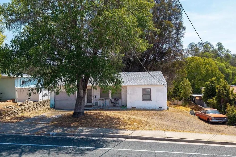 161 GARFIELD AVE El Cajon, CA 92020