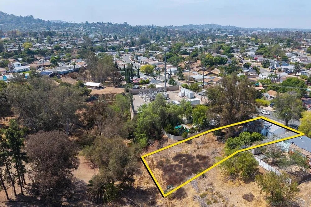 161 GARFIELD AVE El Cajon, CA 92020