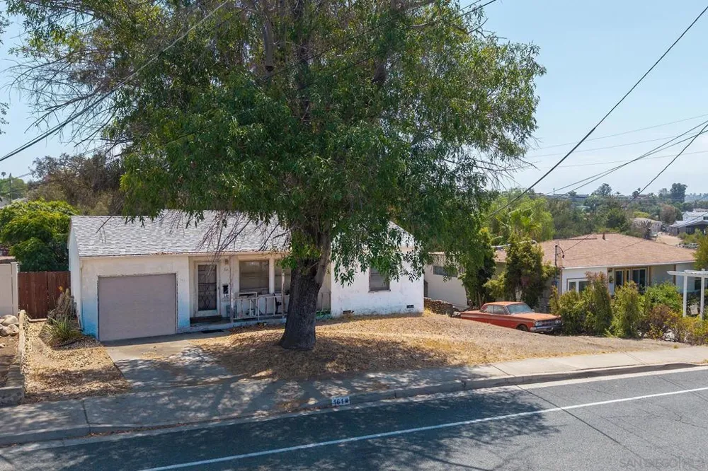 161 GARFIELD AVE El Cajon, CA 92020