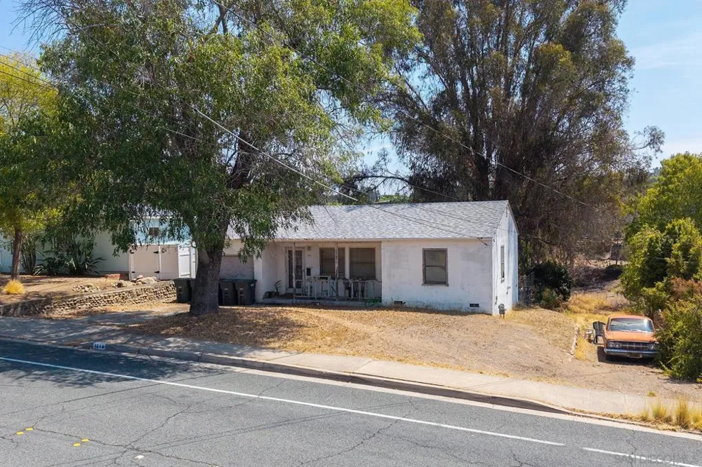 161 GARFIELD AVE El Cajon, CA 92020