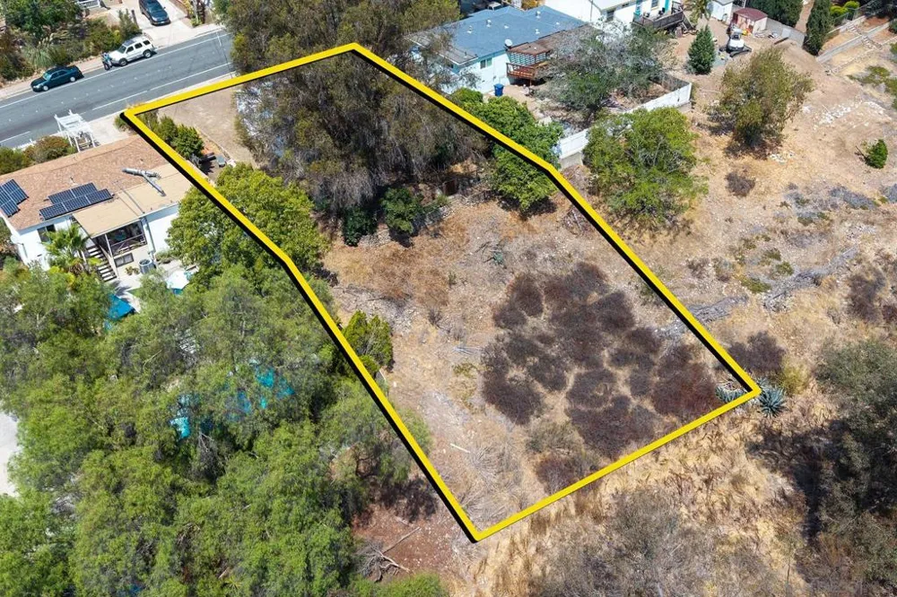 161 GARFIELD AVE El Cajon, CA 92020
