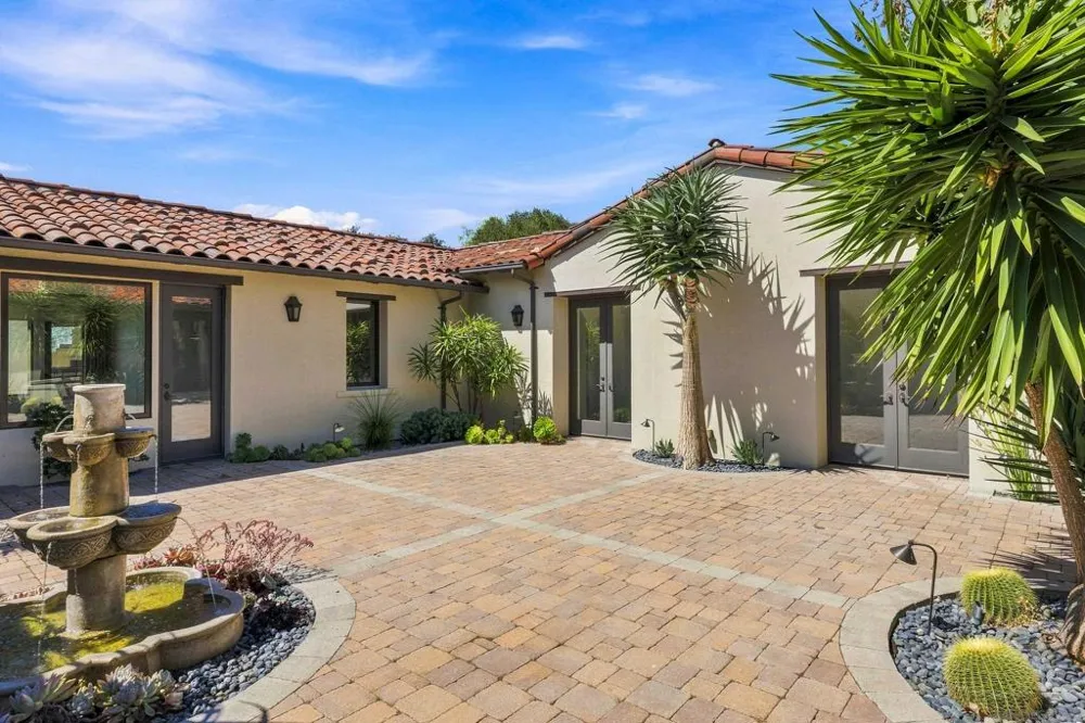 7887 Doug Hill San Diego, CA 92127