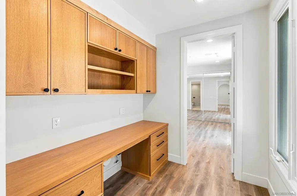 7887 Doug Hill San Diego, CA 92127