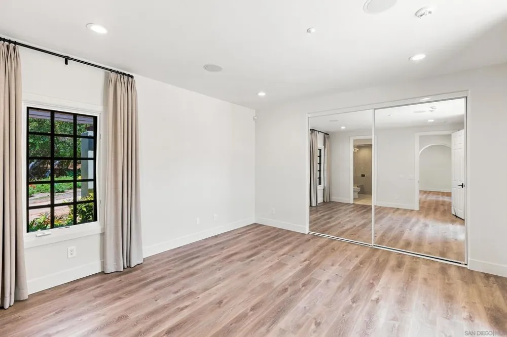 7887 Doug Hill San Diego, CA 92127
