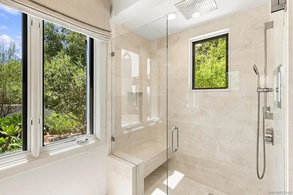 7887 Doug Hill San Diego, CA 92127