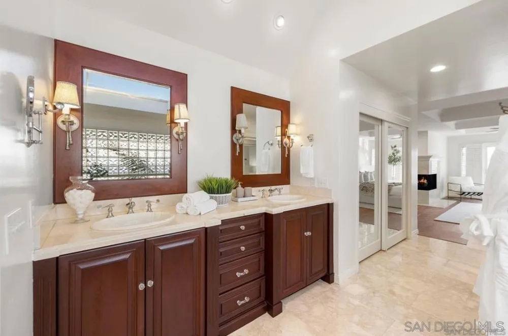 12 Buccaneer Way Coronado, CA 92118