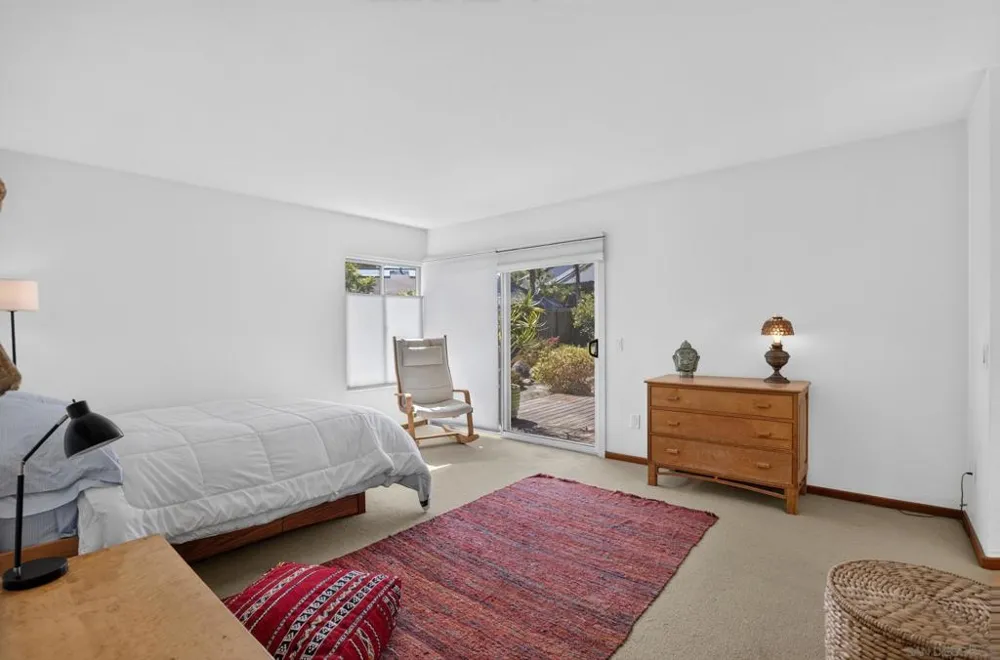 274 Sharp Encinitas, CA 92024