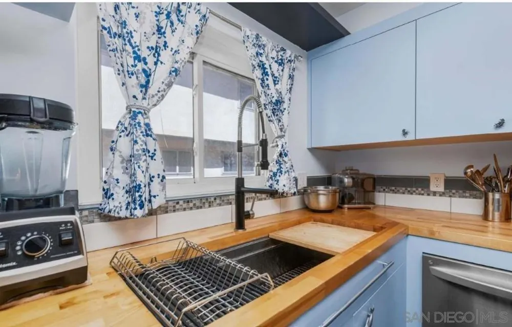 2676 Worden St #61 San Diego, CA 92110