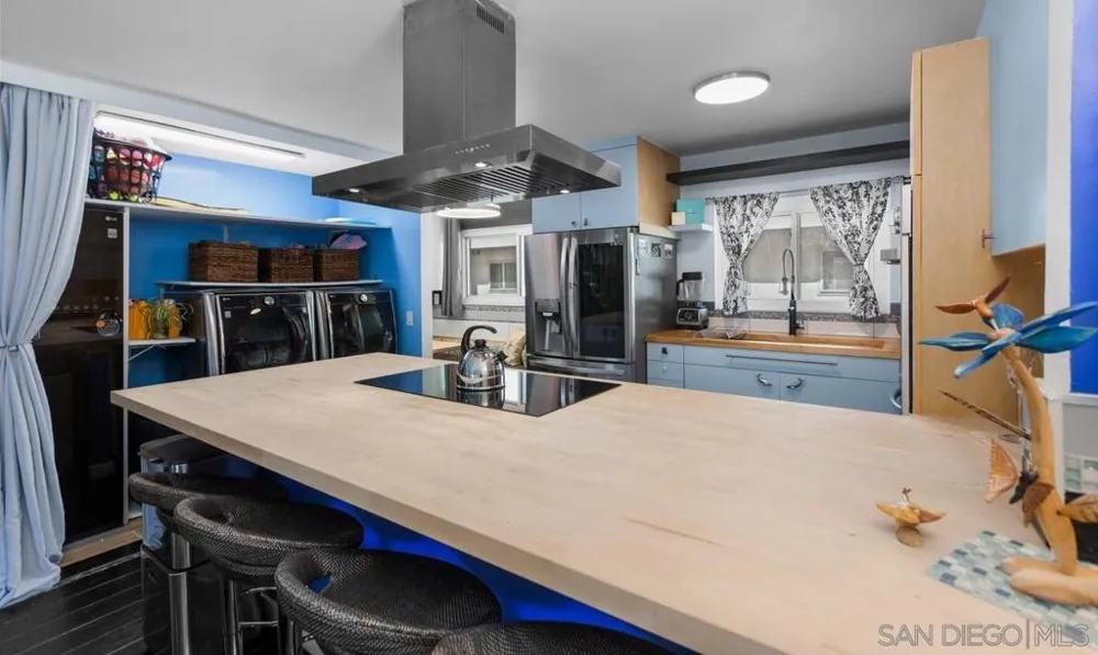 2676 Worden St #61 San Diego, CA 92110