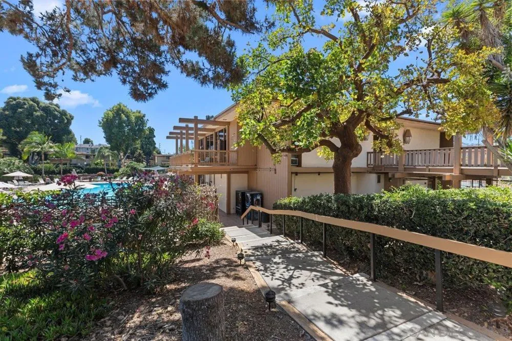 2676 Worden St #61 San Diego, CA 92110