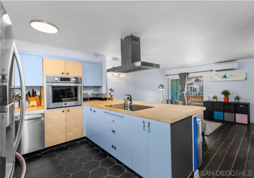2676 Worden St #61 San Diego, CA 92110