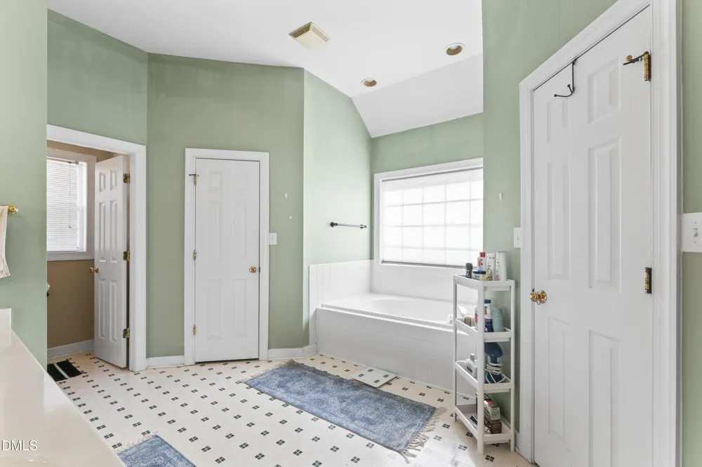 1224 Tartarian Trail Apex, NC 27502
