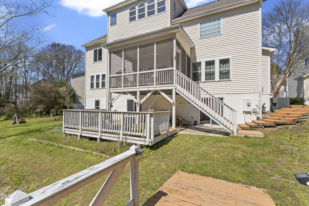 1224 Tartarian Trail Apex, NC 27502
