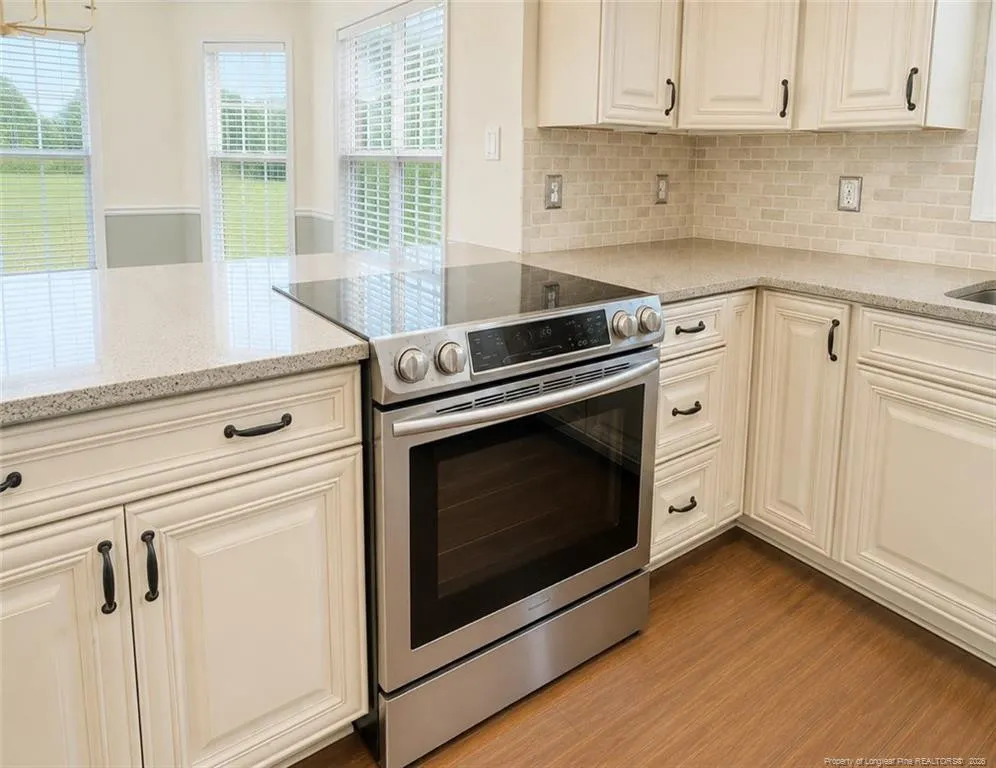 1918 Sunshine Court Hope Mills, NC 28348