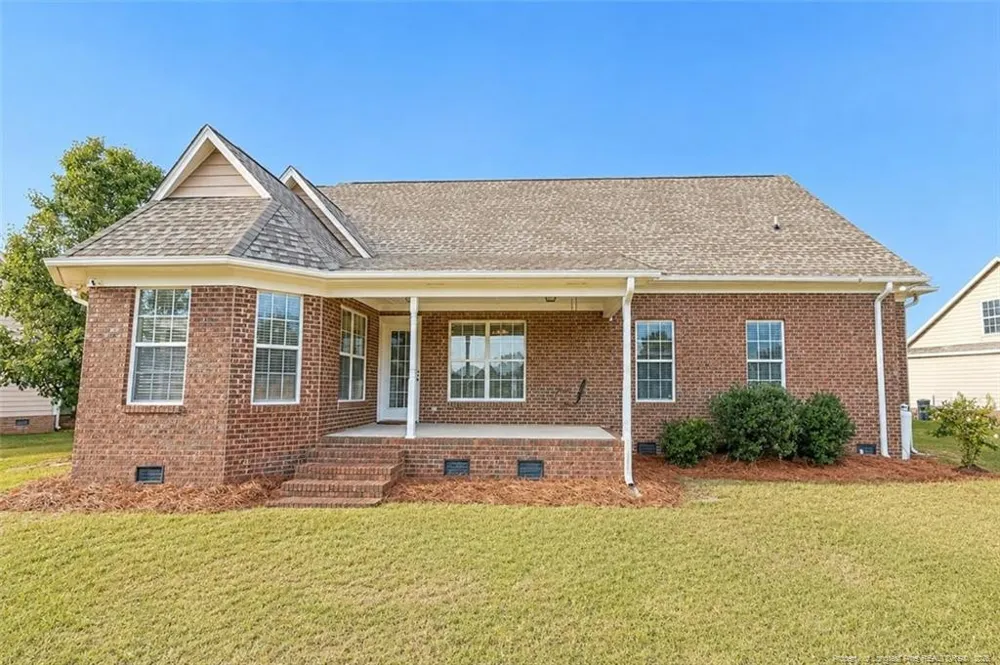 1918 Sunshine Court Hope Mills, NC 28348