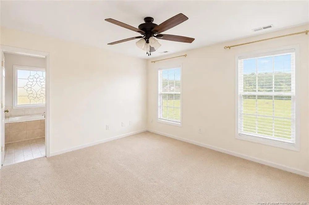 1918 Sunshine Court Hope Mills, NC 28348