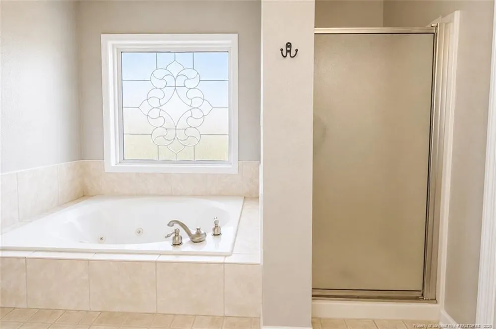 1918 Sunshine Court Hope Mills, NC 28348