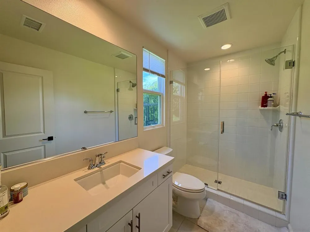 1432 Enclave Ct Encinitas, CA 92024