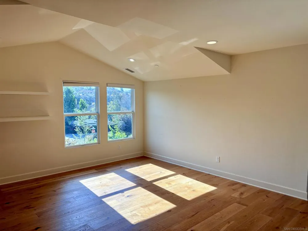 1432 Enclave Ct Encinitas, CA 92024