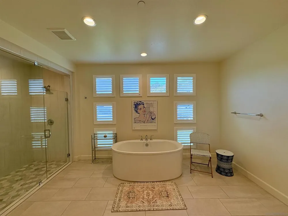 1432 Enclave Ct Encinitas, CA 92024