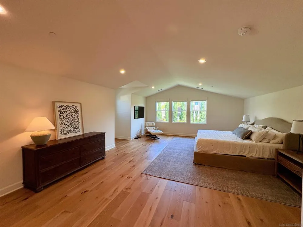 1432 Enclave Ct Encinitas, CA 92024