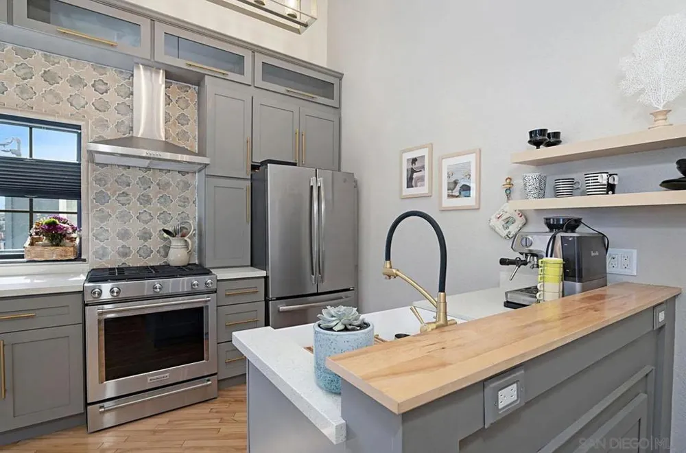 213 Elm Avenue Imperial Beach, CA 91932