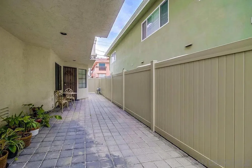 213 Elm Avenue Imperial Beach, CA 91932