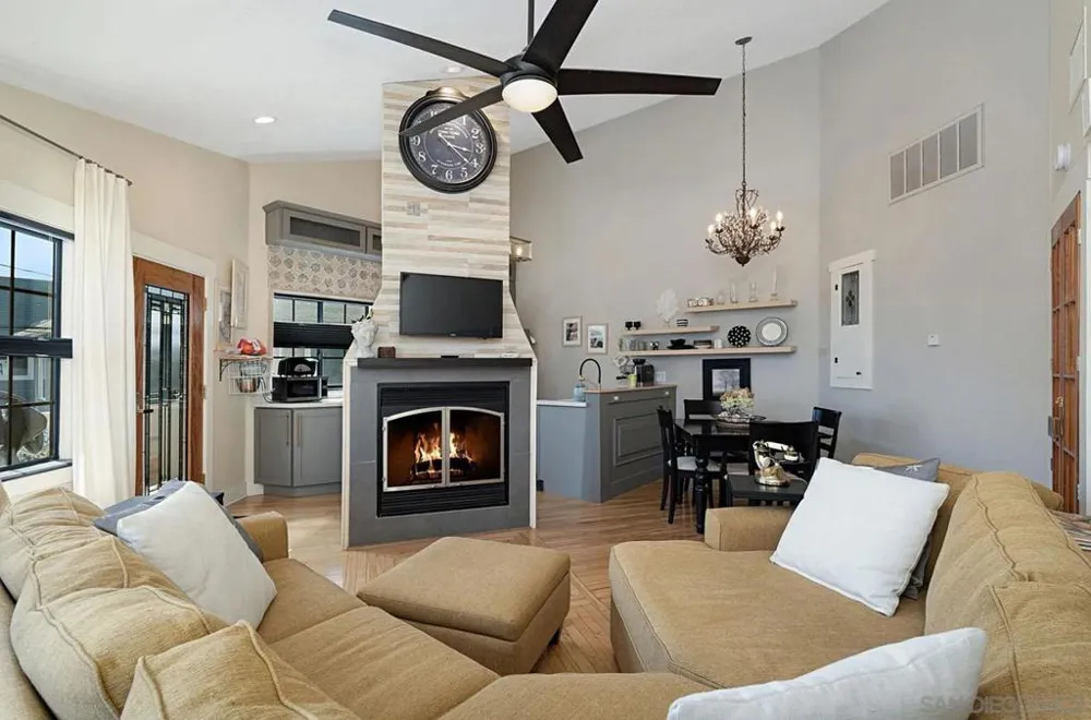 213 Elm Avenue Imperial Beach, CA 91932