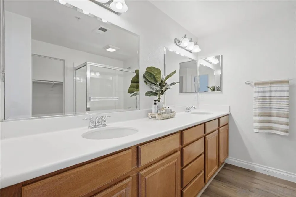 13051 Evening Creek Dr S #49 San Diego, CA 92128