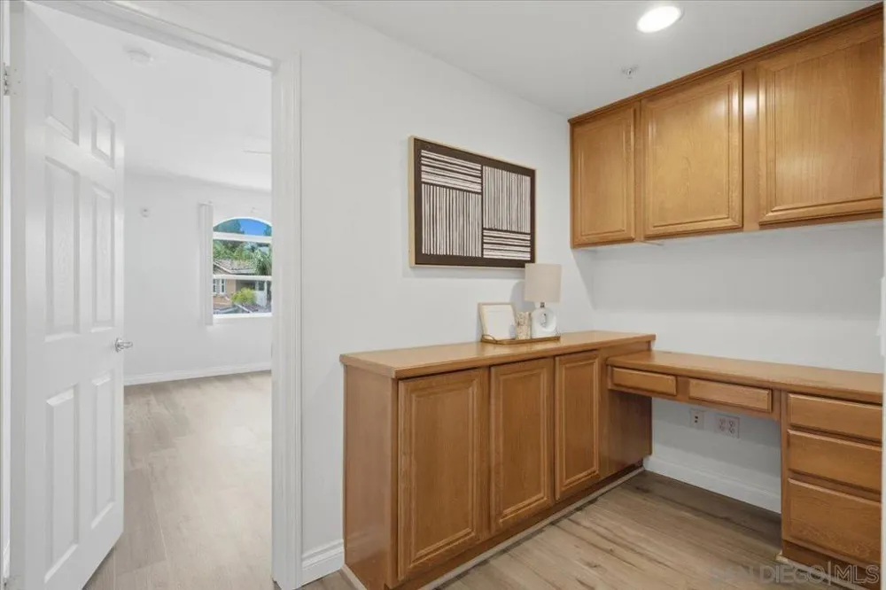 13051 Evening Creek Dr S #49 San Diego, CA 92128