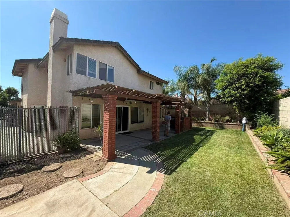 7873 elwood Place Fontana, CA 92336