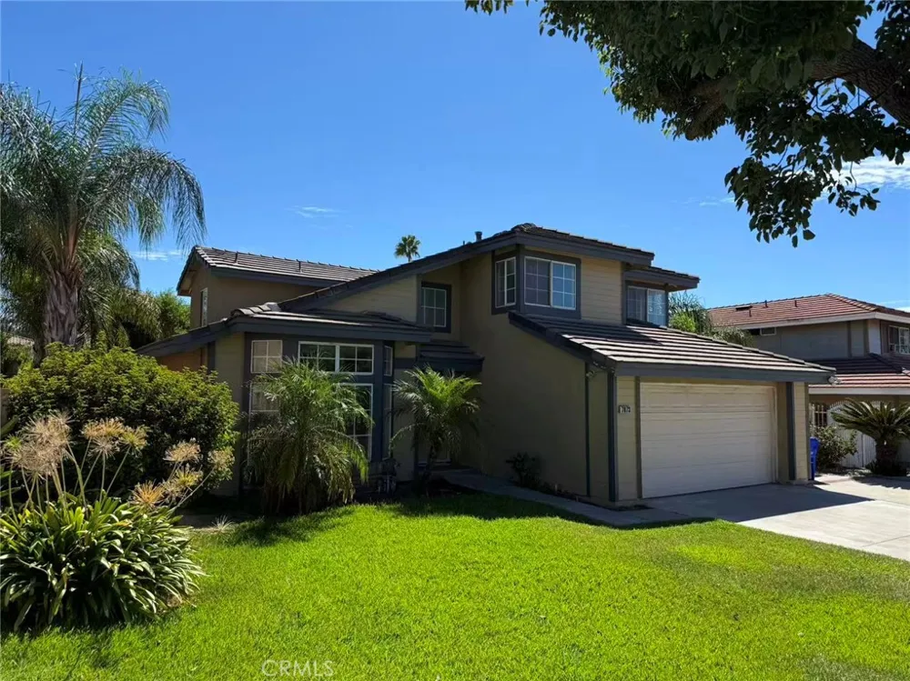 7873 elwood Place Fontana, CA 92336