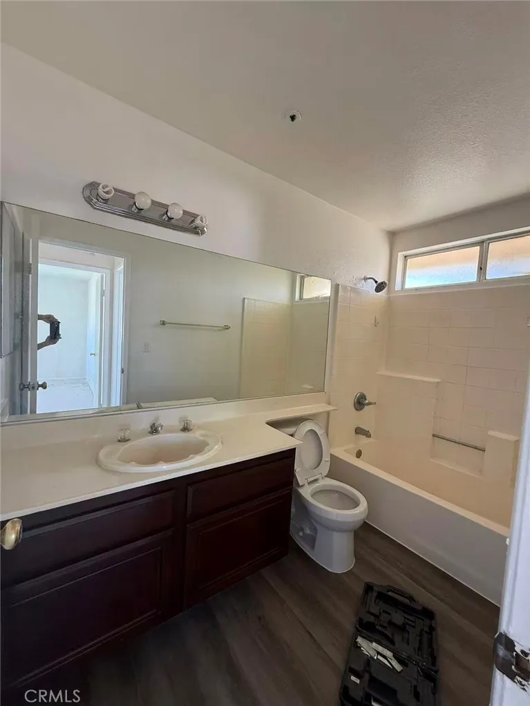7873 elwood Place Fontana, CA 92336