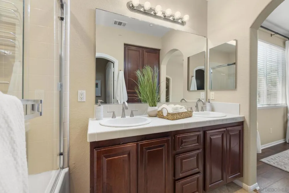 2625 Villas Way San Diego, CA 92108