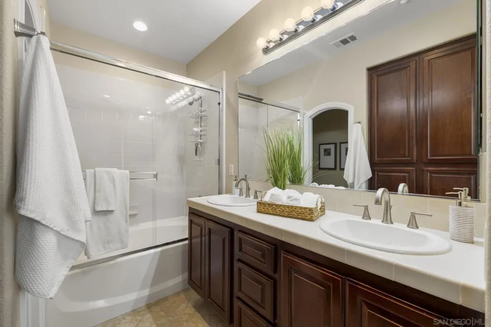 2625 Villas Way San Diego, CA 92108