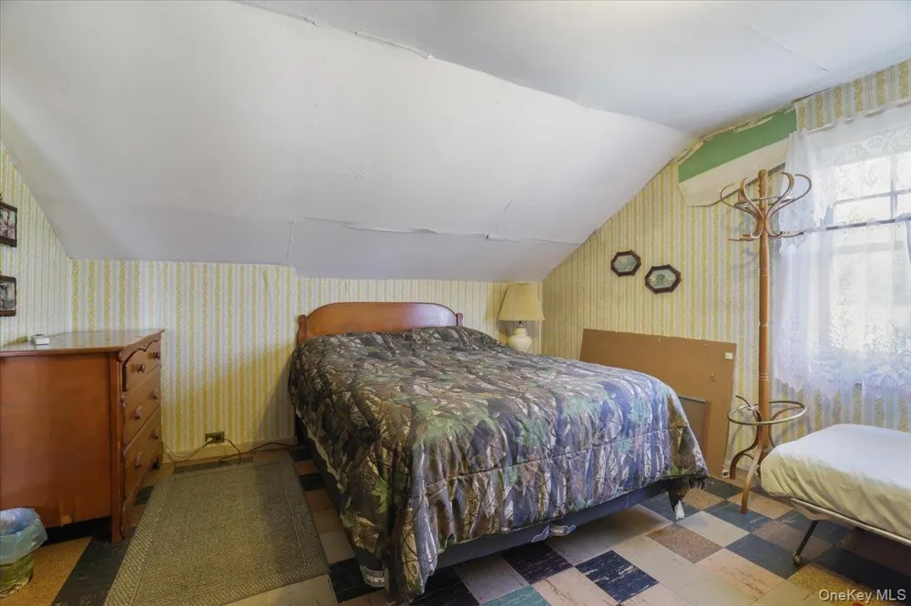 21 Hans Fischer Road Bethel, NY 12726
