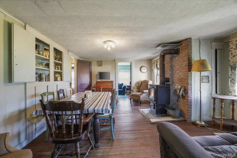 21 Hans Fischer Road Bethel, NY 12726