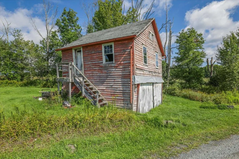 21 Hans Fischer Road Bethel, NY 12726