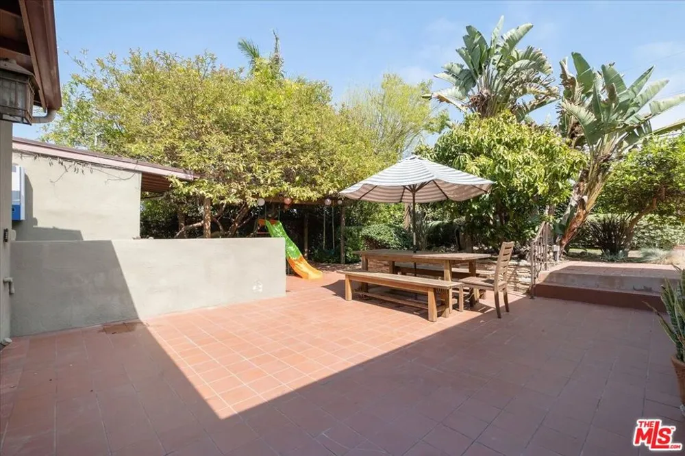 3014 URBAN AVENUE Santa Monica, CA 90404