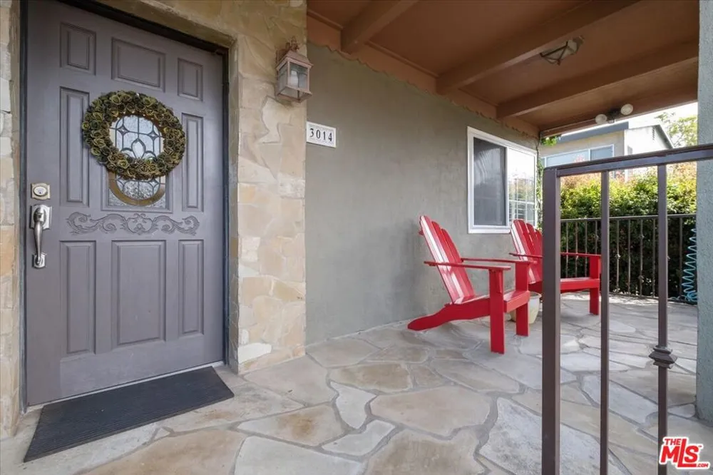 3014 URBAN AVENUE Santa Monica, CA 90404