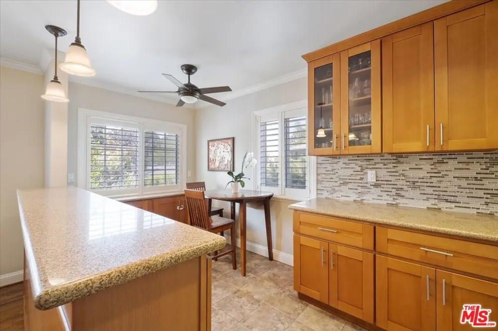 3014 URBAN AVENUE Santa Monica, CA 90404