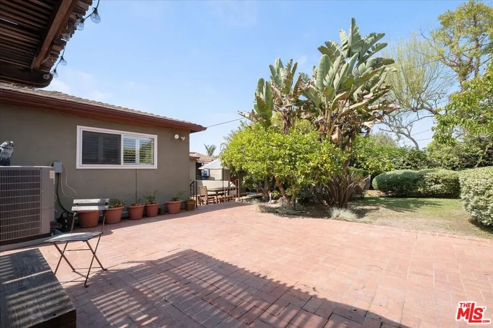 3014 URBAN AVENUE Santa Monica, CA 90404
