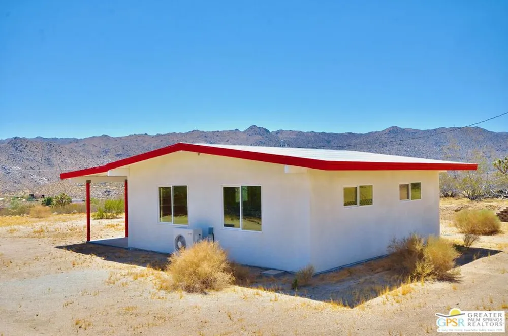 8490 Uphill Road Joshua Tree, CA 92252
