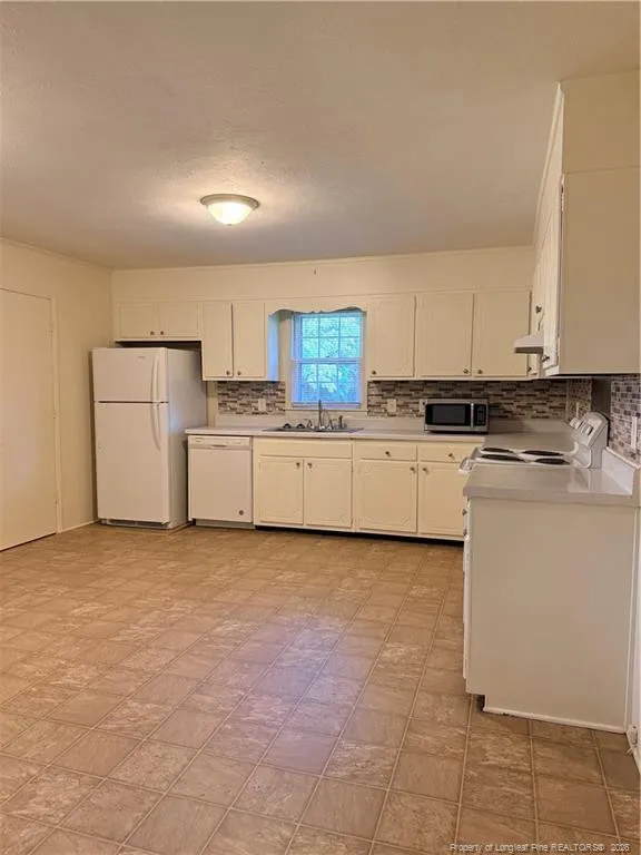 1610 Diplomat Drive Fayetteville, NC 28304