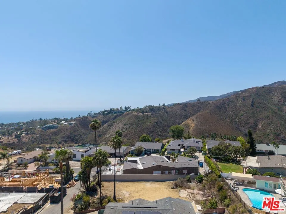 16915 Enchanted Place Los Angeles, CA 90272