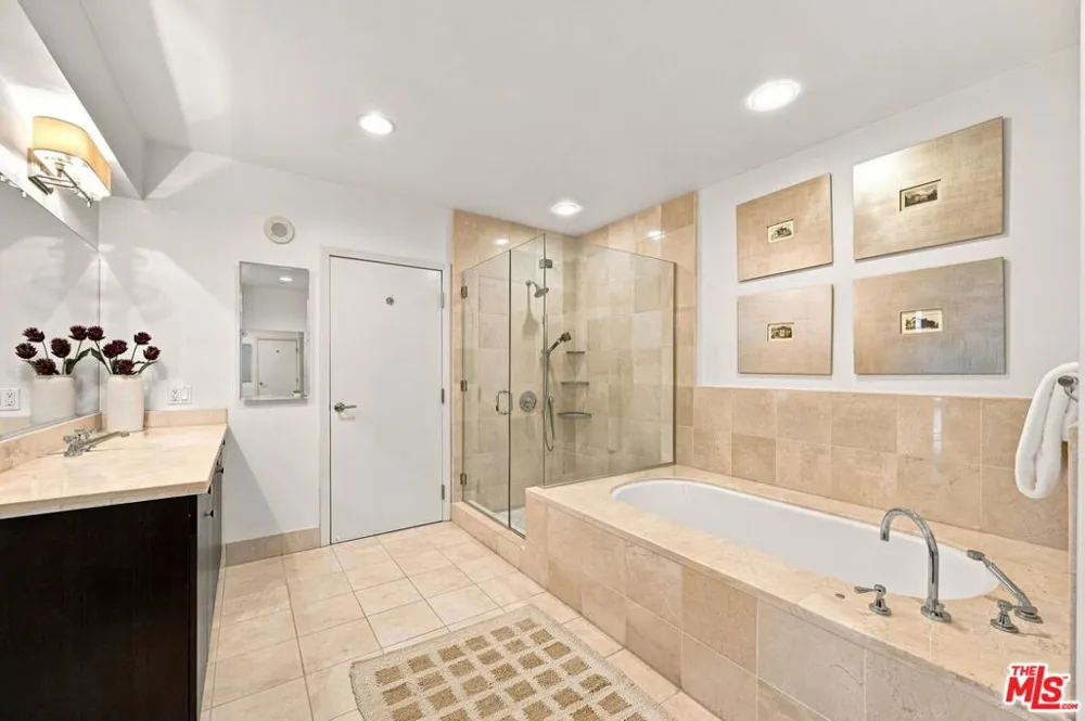 10800 Wilshire Boulevard #403 Los Angeles, CA 90024
