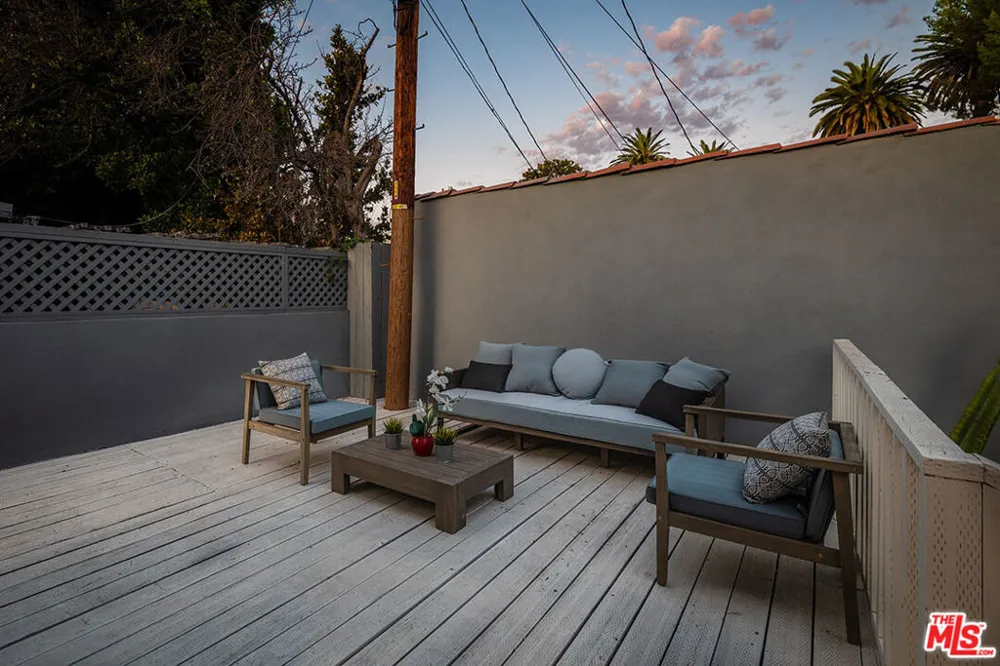 4370 Beck Avenue Studio City, CA 91604