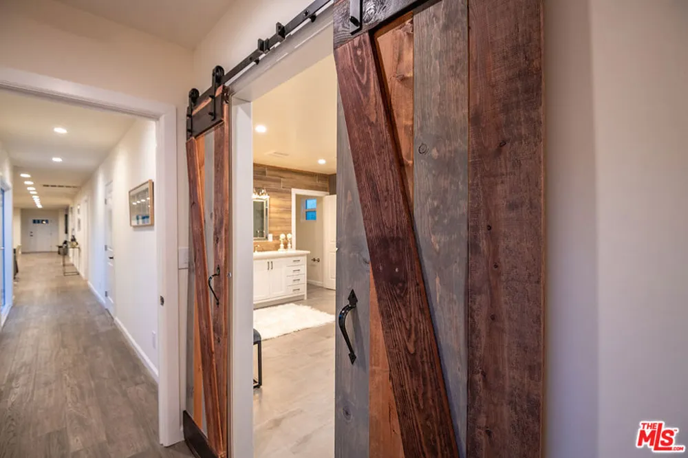 4370 Beck Avenue Studio City, CA 91604